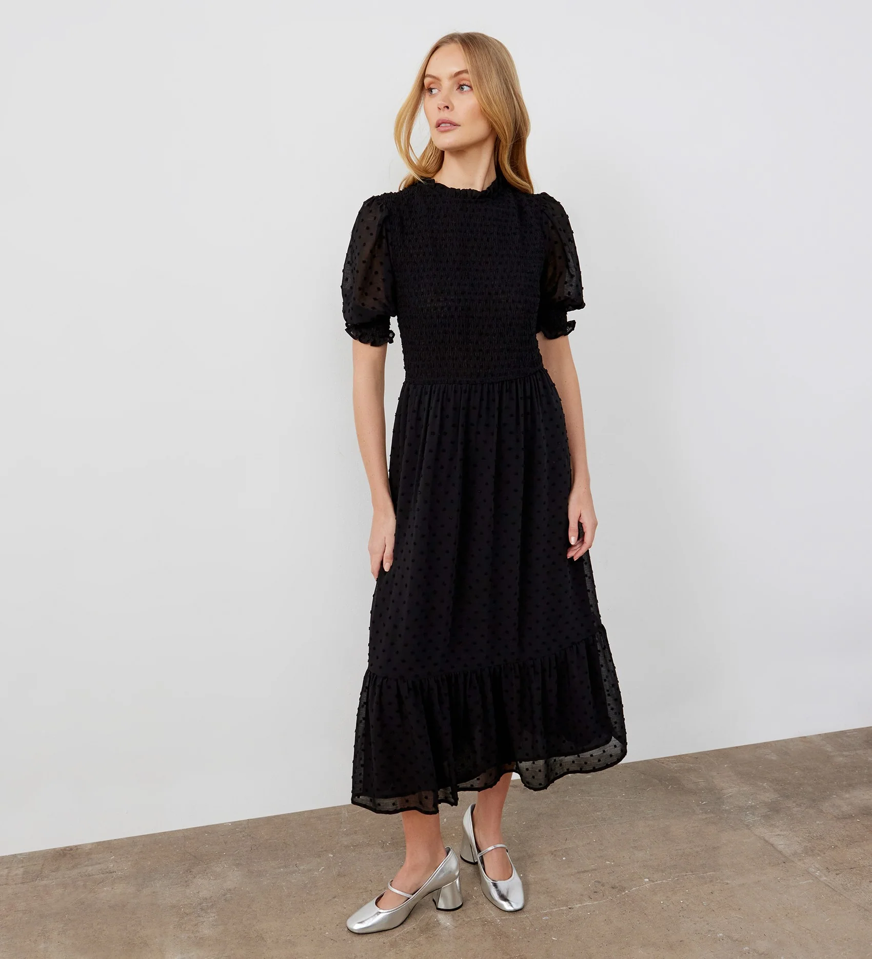 Amelia Black Georgette Midi Dress - Image 3