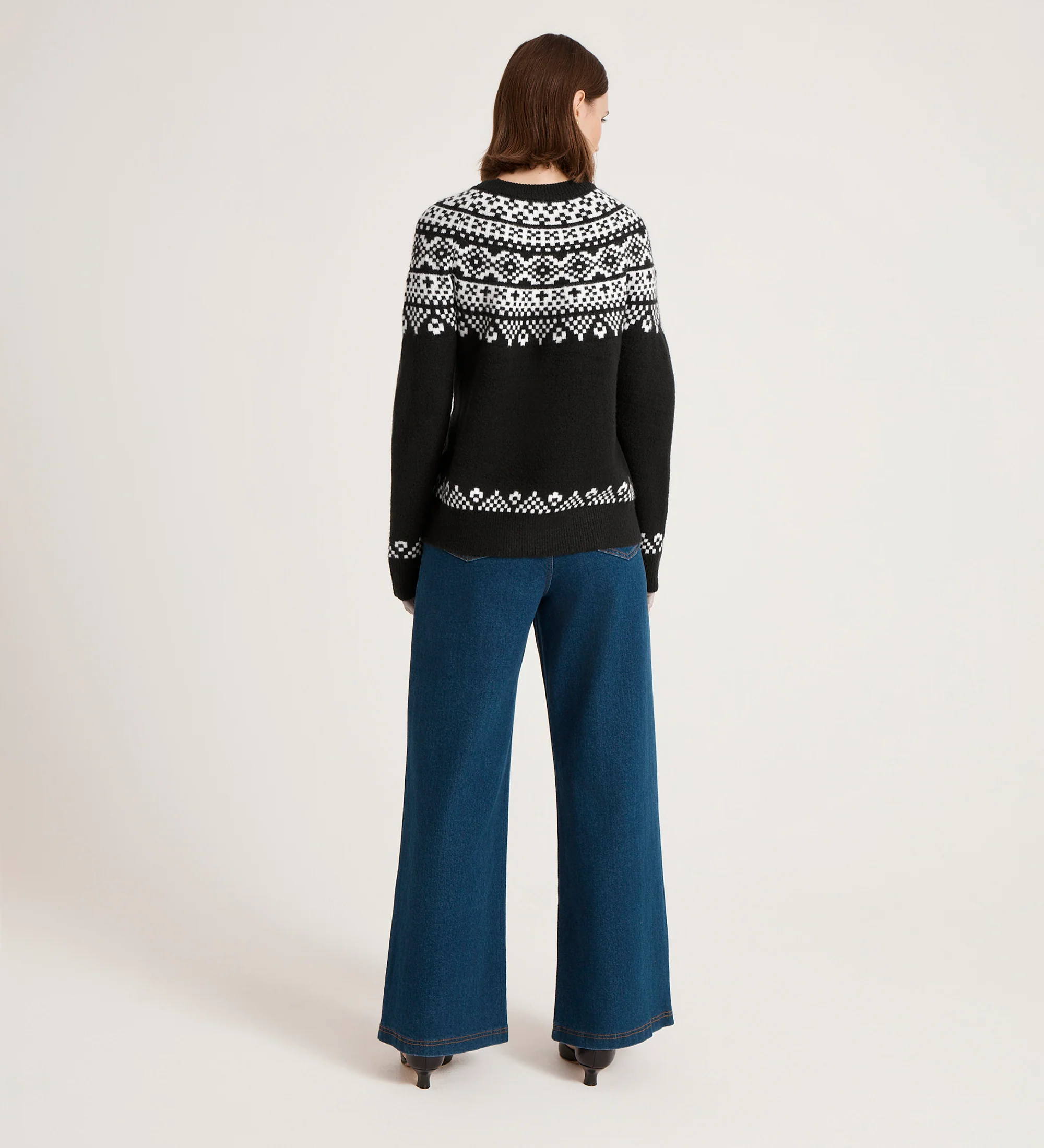 Elina Black Knitted Jumper - Image 4