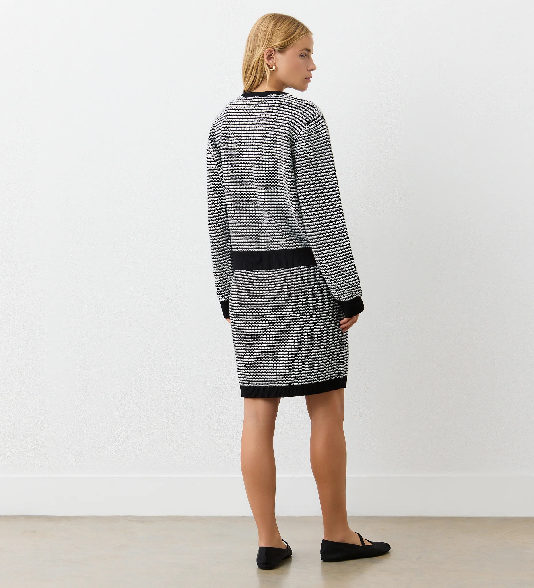 Emery Black Knitted Cardigan - Image 6