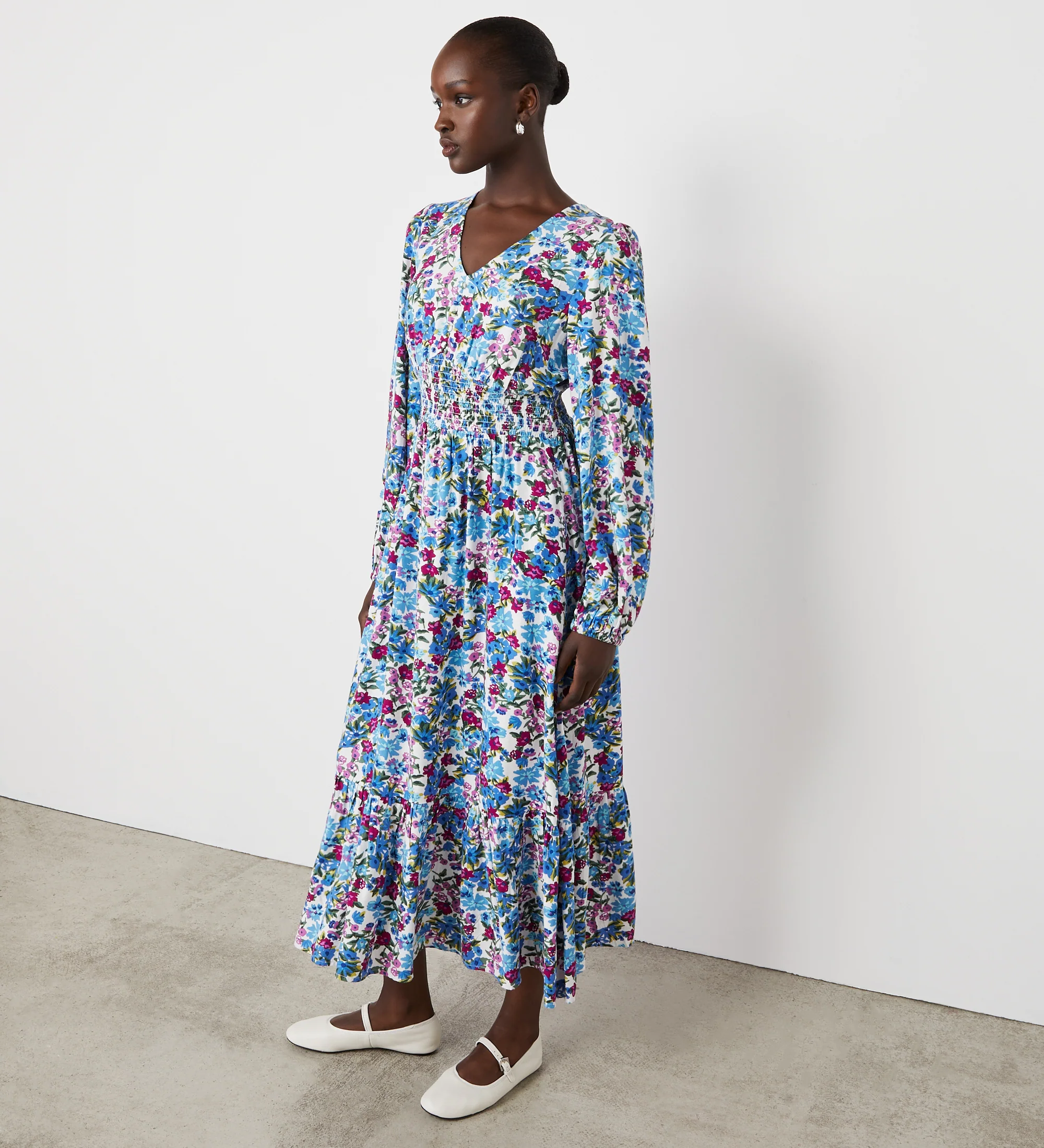 Erina Blue Floral Midi Dress - Image 3