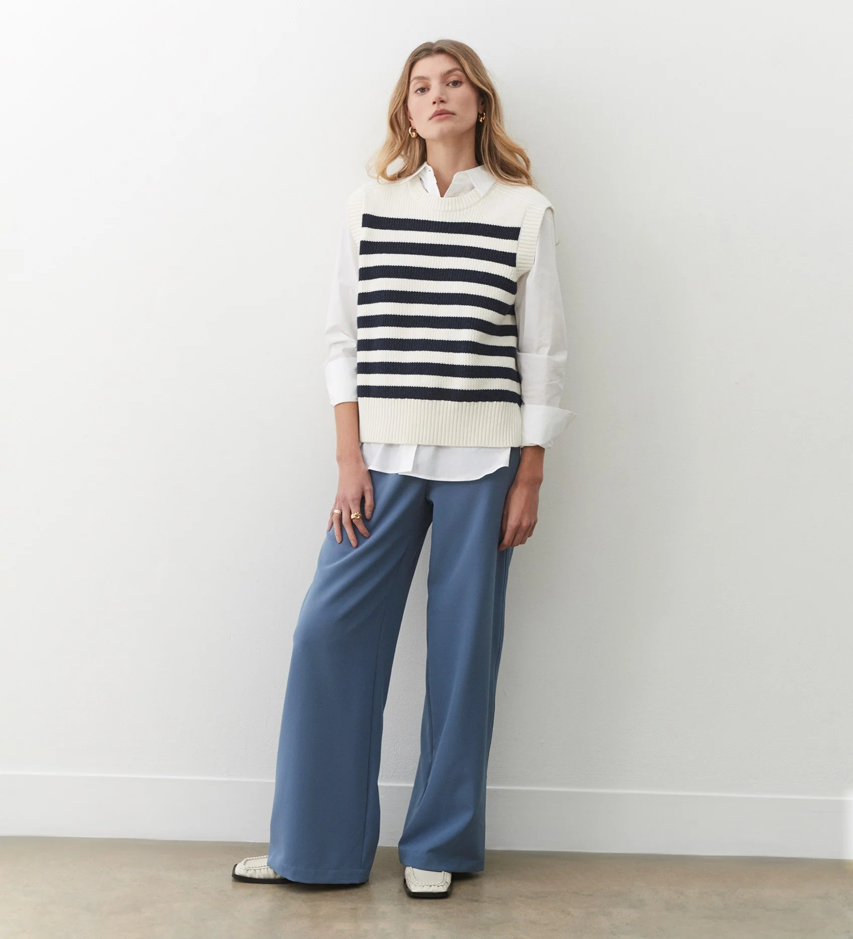 Kaden Blue Wide Leg Trousers - Image 4