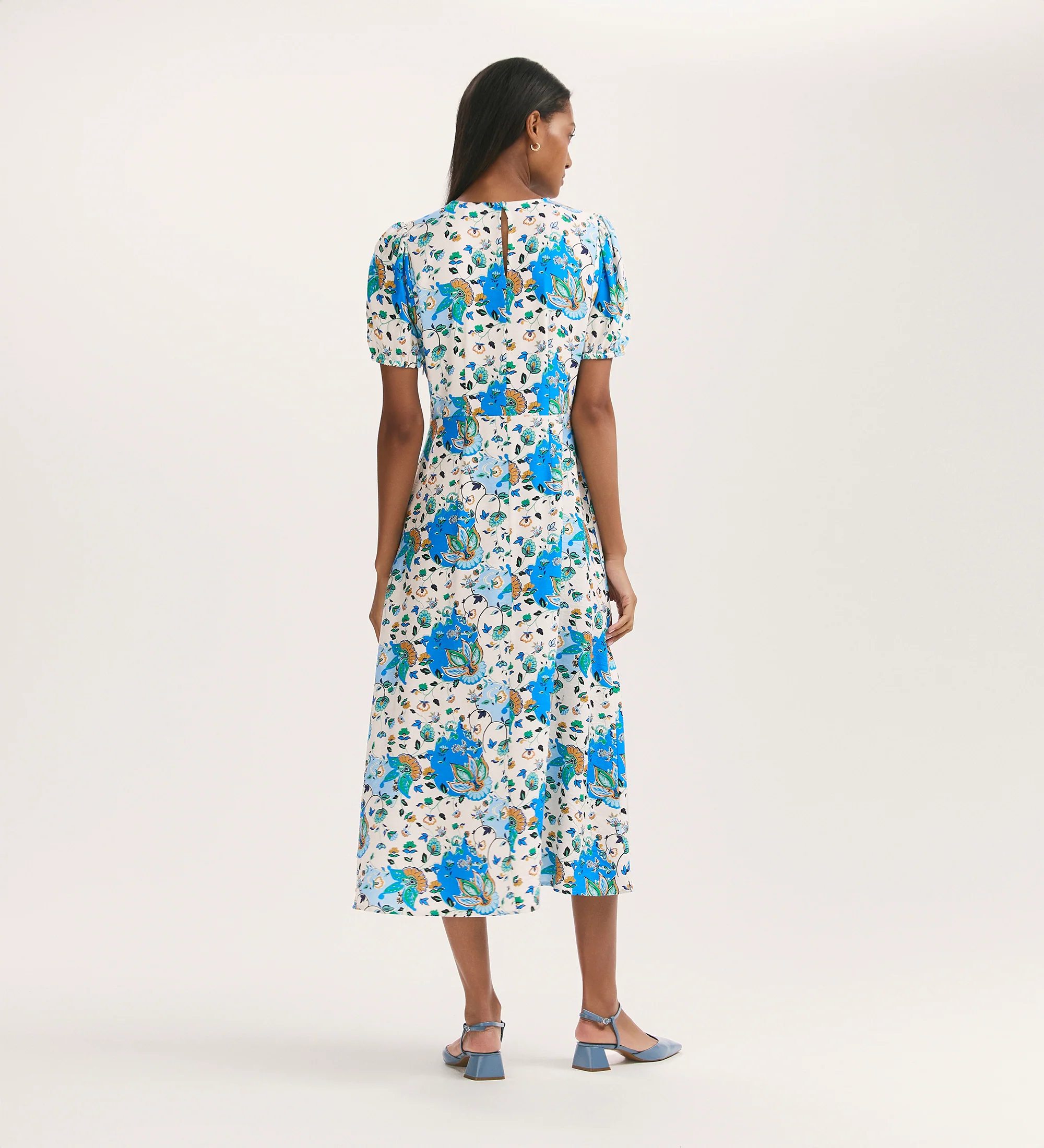 Lili Blue Floral Midi Tea Dress - Image 4
