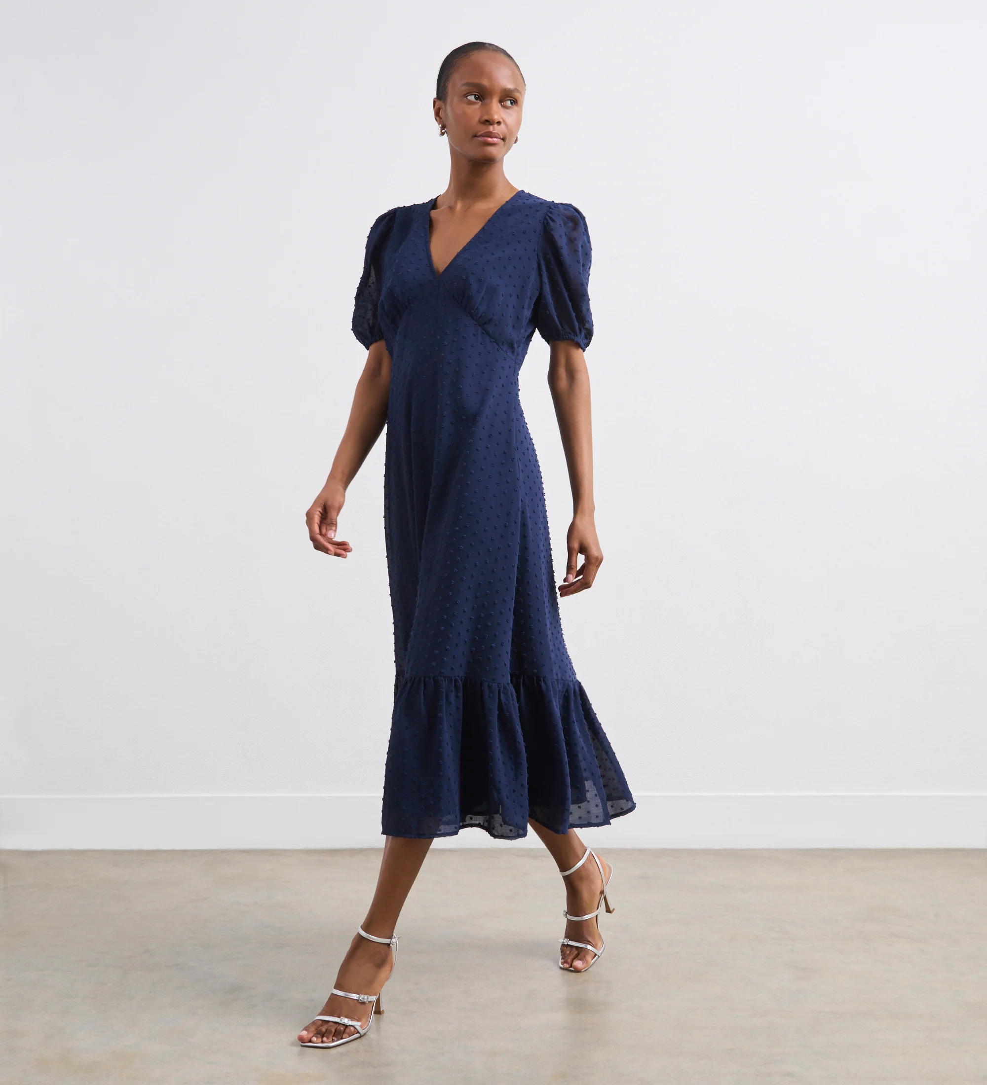 Loretta Navy Georgette Midi Dress - Image 3