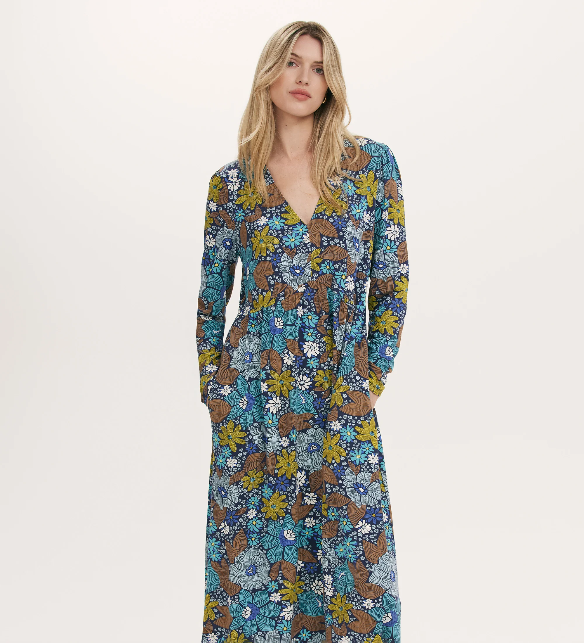 Madelyn Blue Floral Midi Dress - Image 3