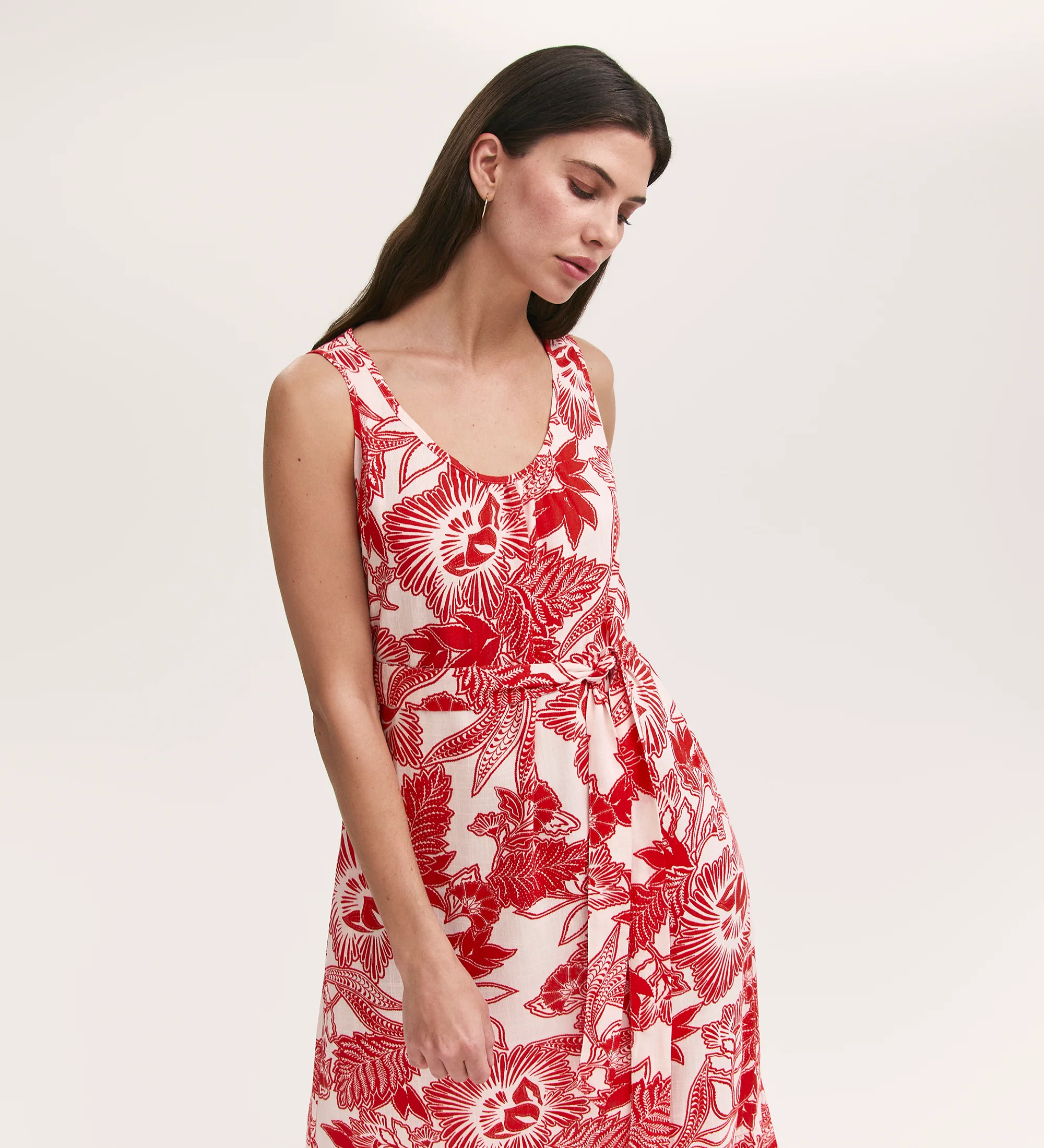 Marta Red Flower Crepe Linen Blend Sleeveless Midi Dress - Image 2