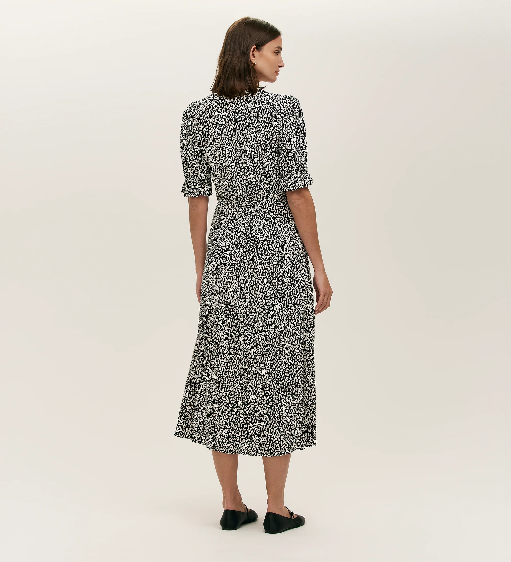 Mela Black Leopard Crepe Midi Tea Dress - Image 5