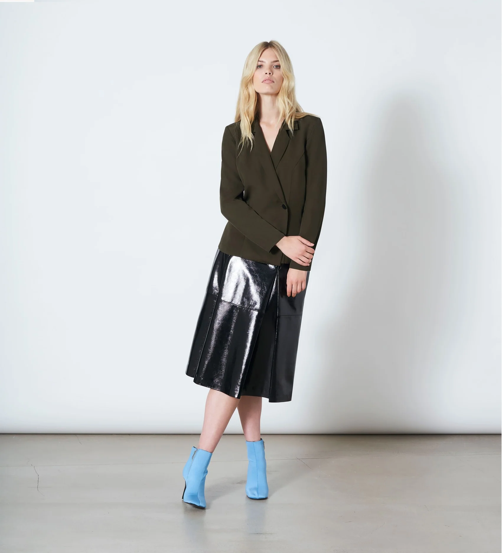 Meryl Khaki Button Top - Image 2