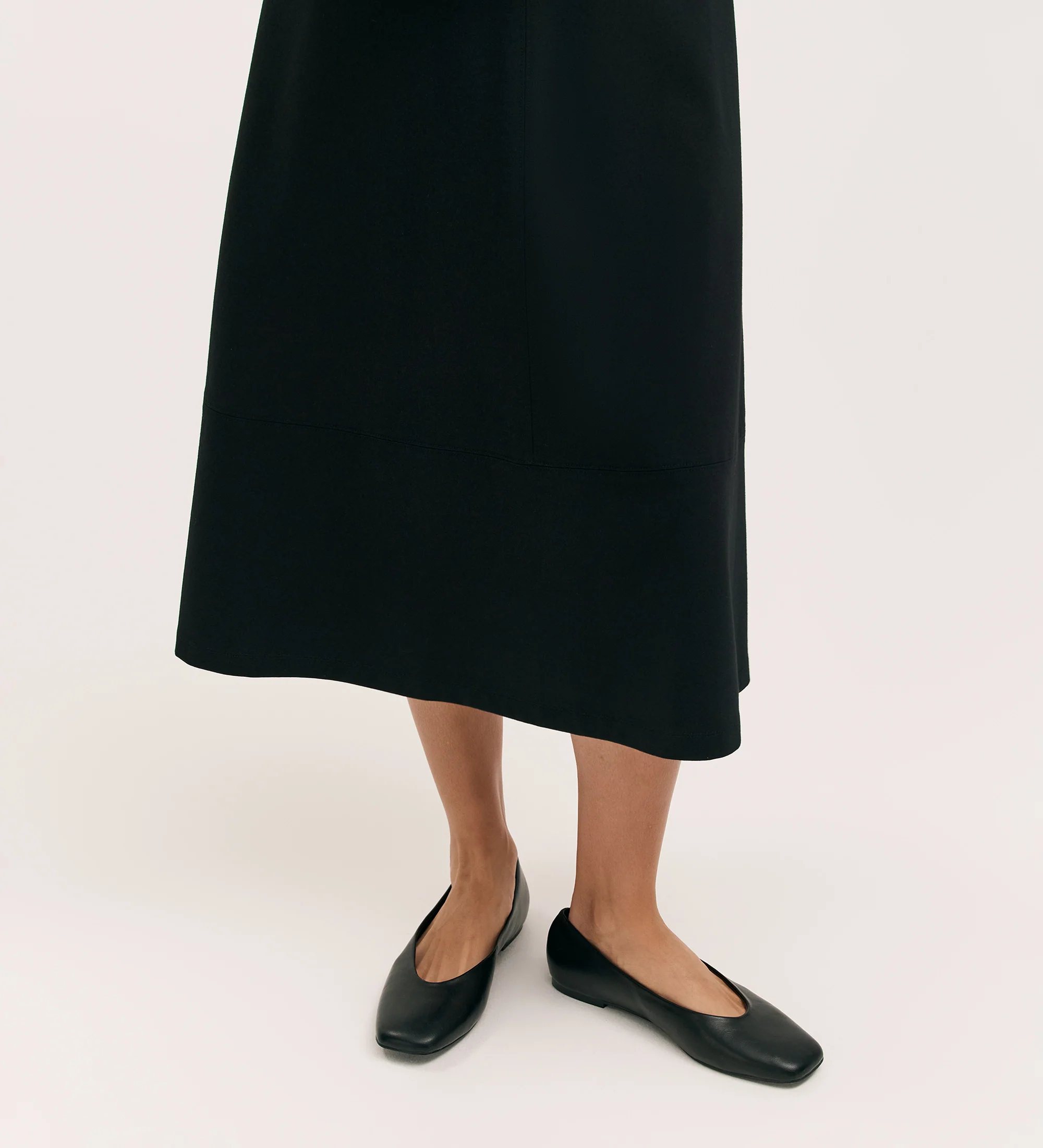 Mikia Black Ponte Jersey Midi Skirt - Image 3