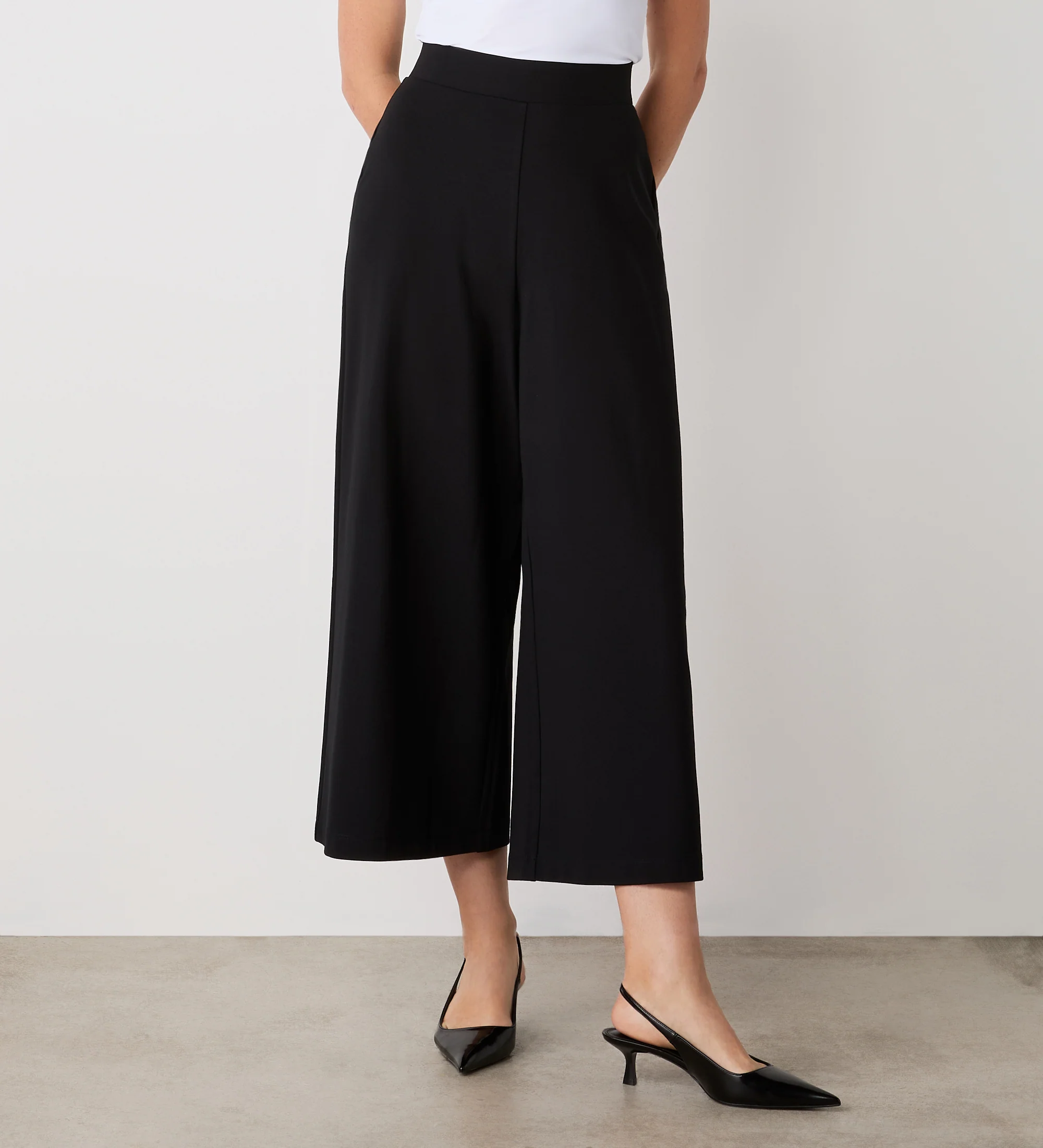 Miribel Black Cropped Ponte Jersey Trousers - Image 2