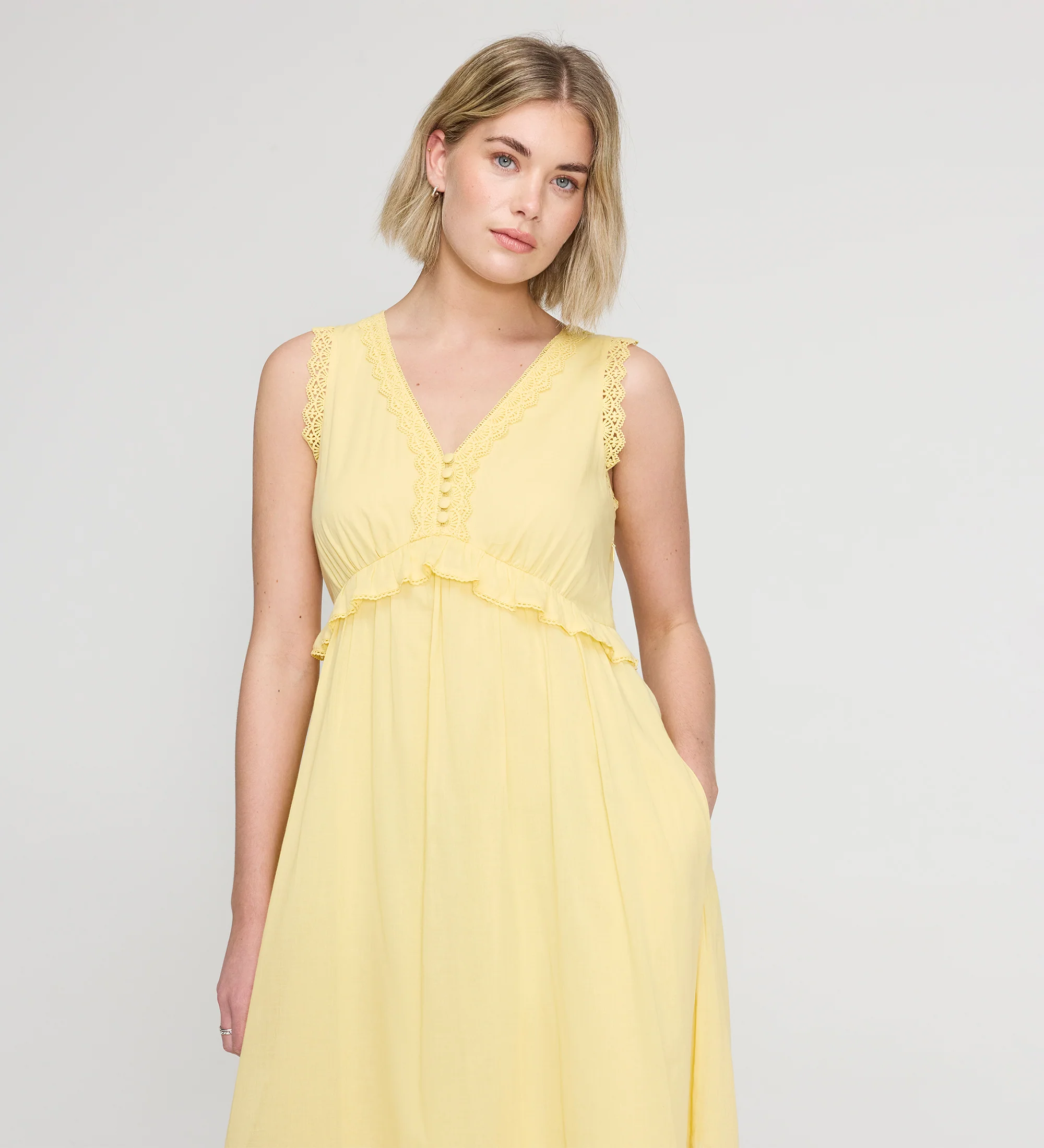Myriam Yellow Lace Sleeveless Tiered Cotton Midi Dress - Image 5