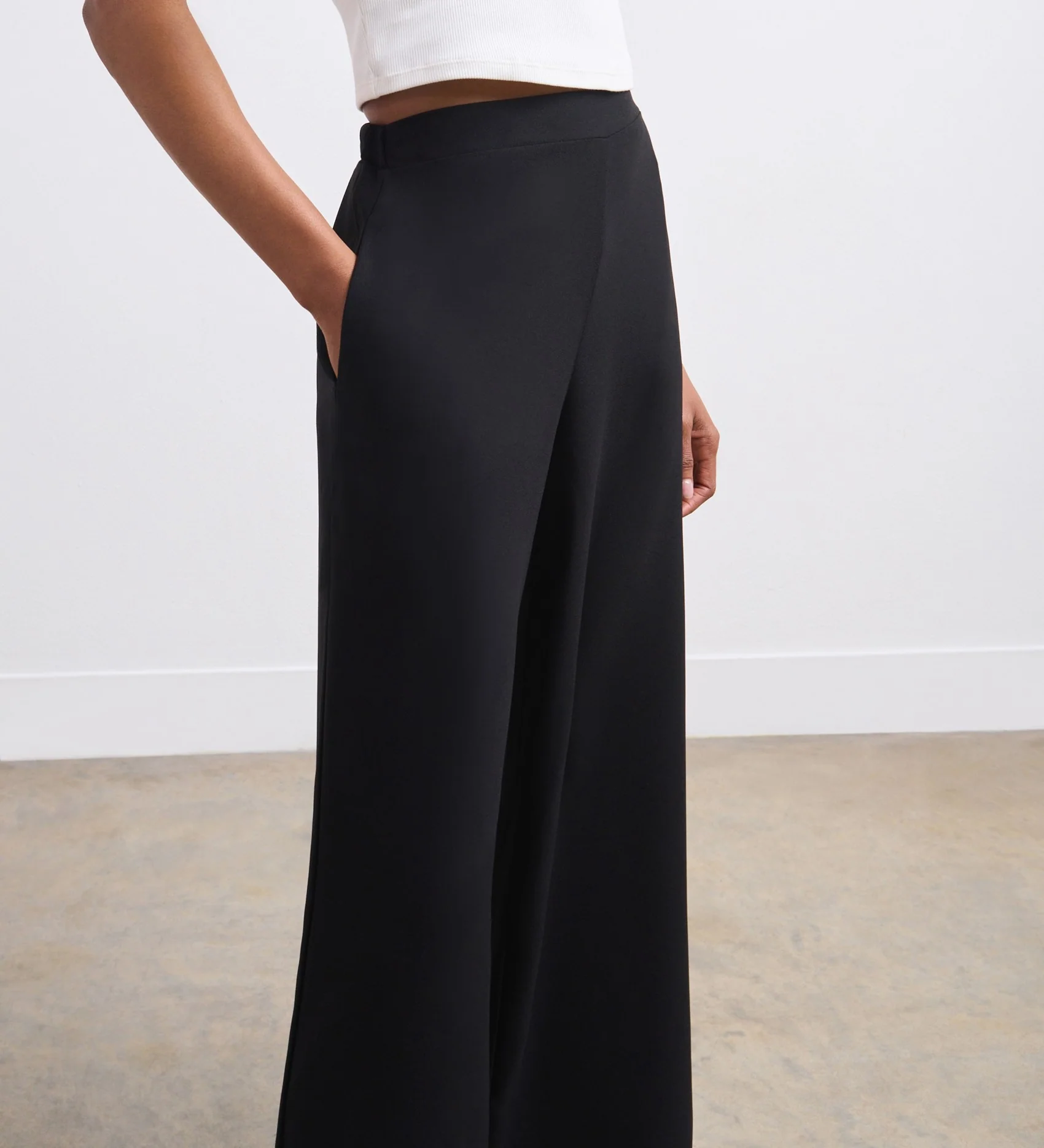 Nat Black Trousers - Image 3