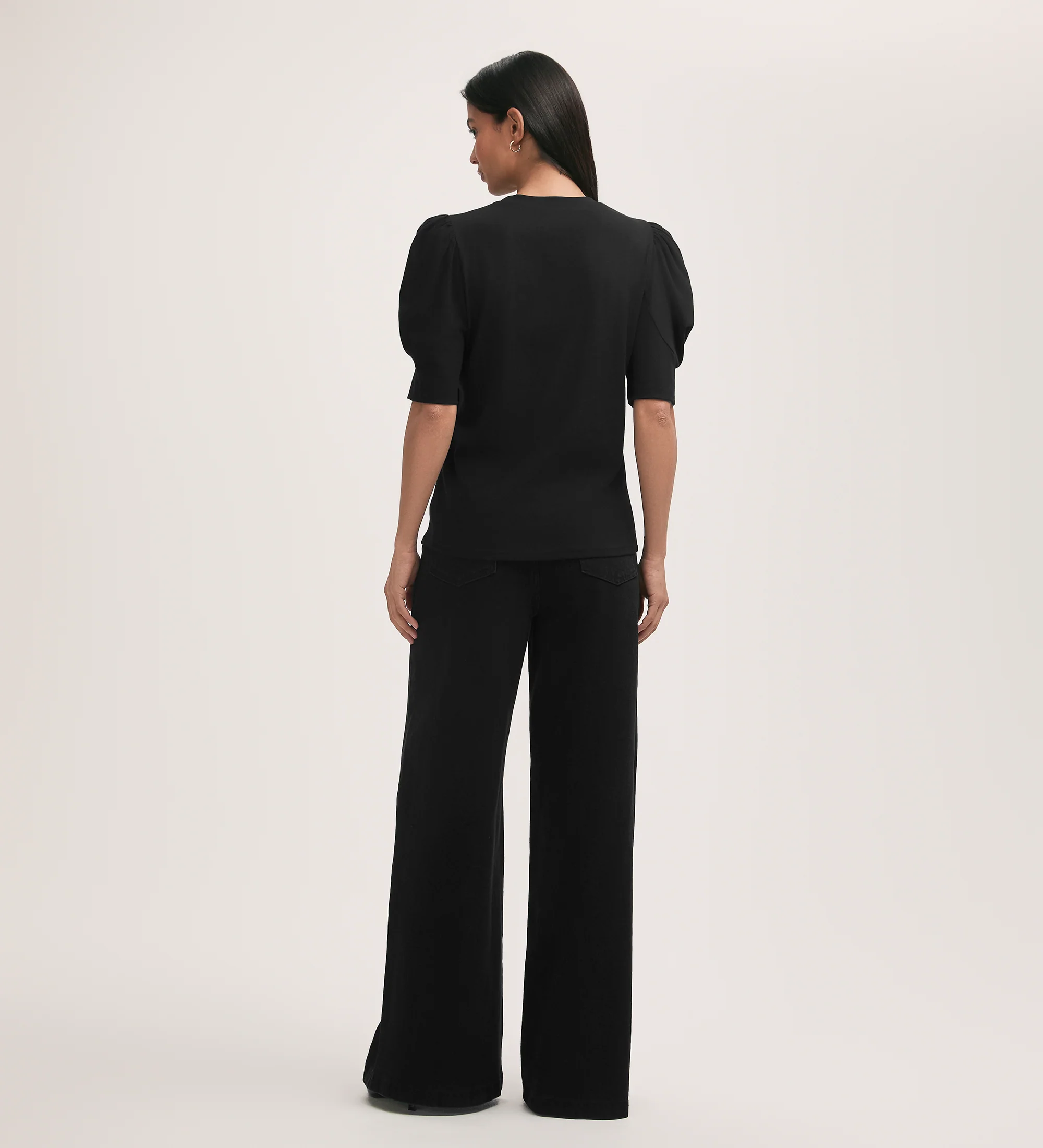 Oriel Black Jersey T-Shirt - Image 4