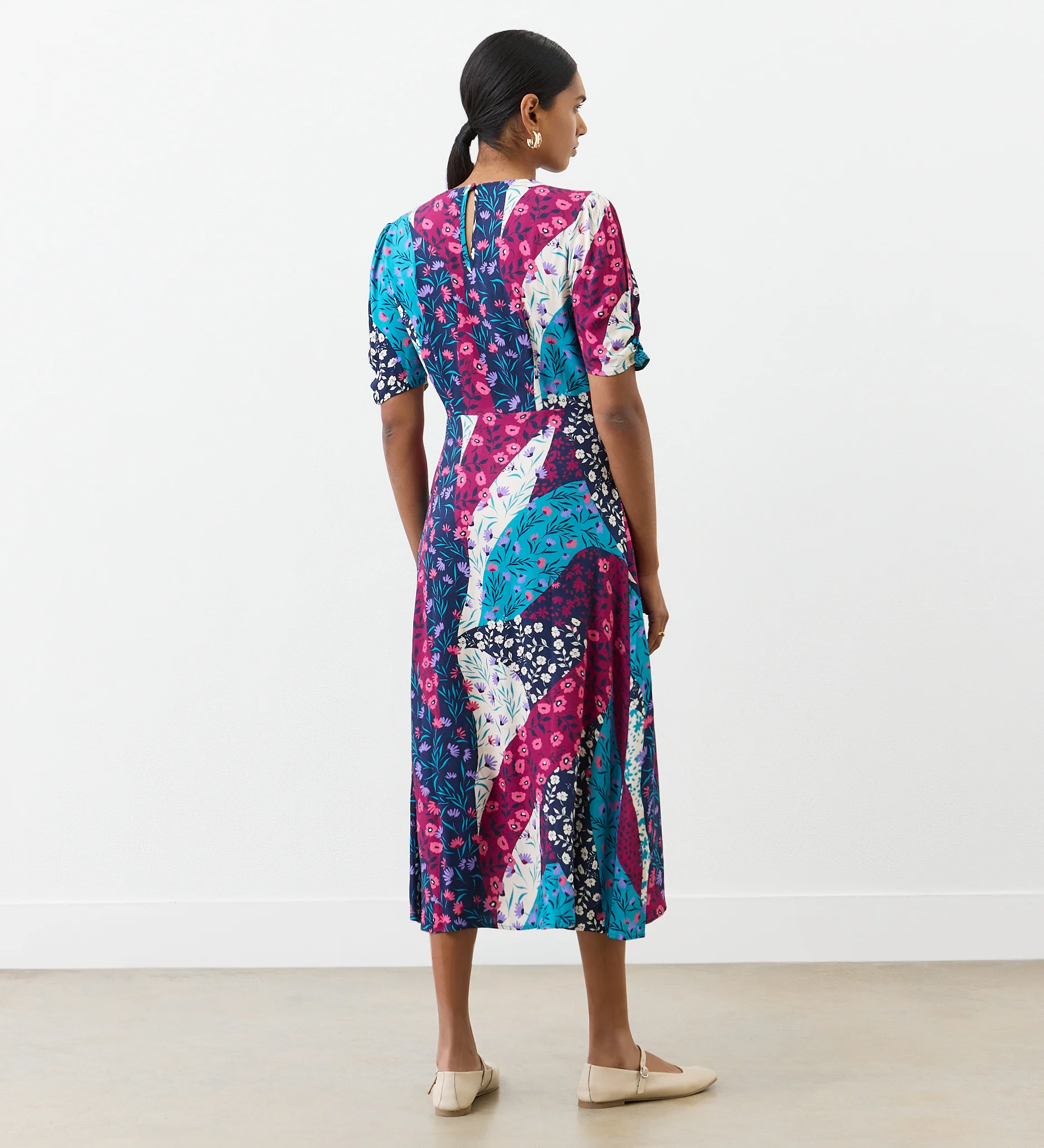 Prue Magenta Patchwork Floral Crepe Midi Dress - Image 4