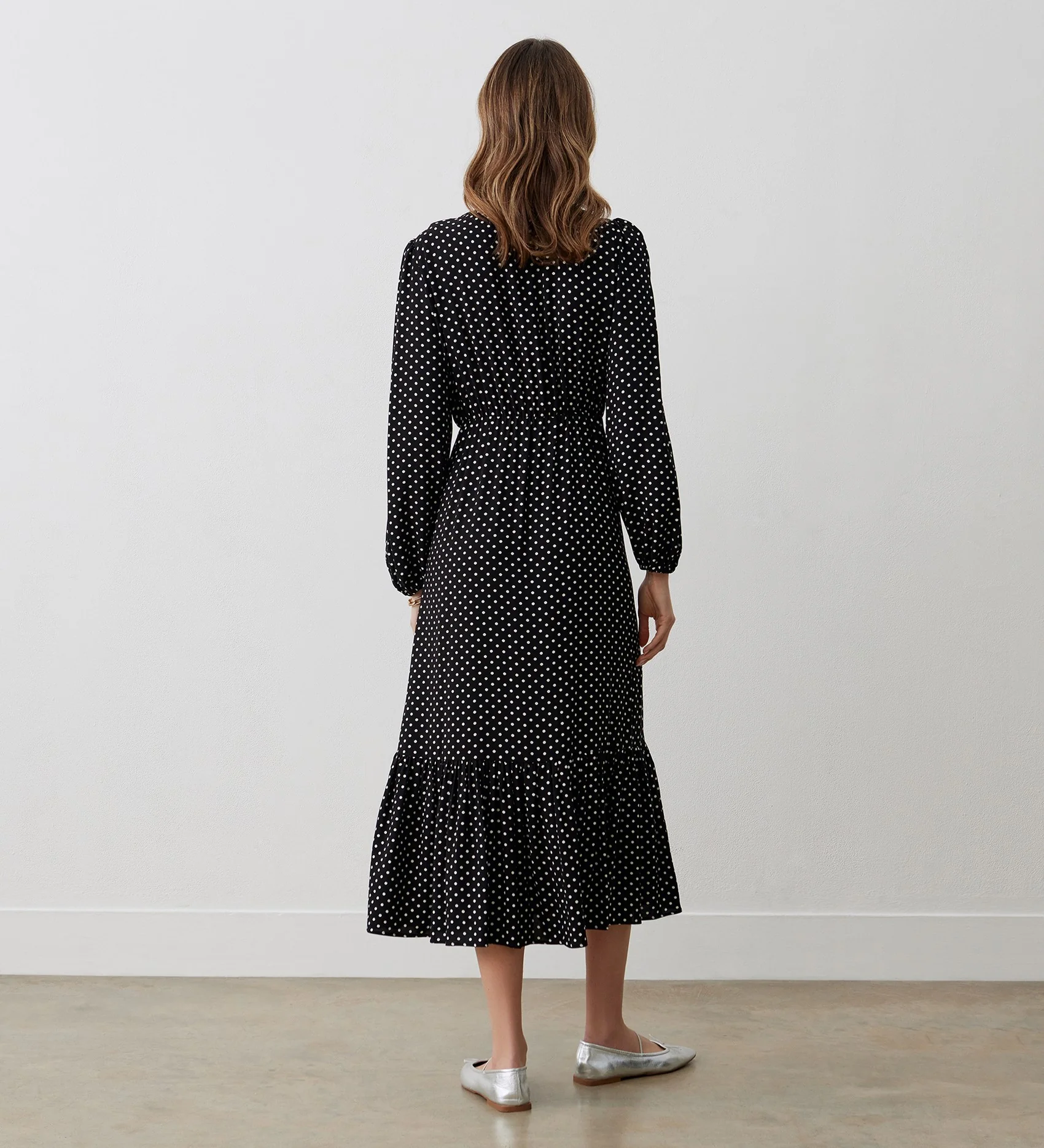 Suzie Black Polka Dot Midi Dress - Image 4
